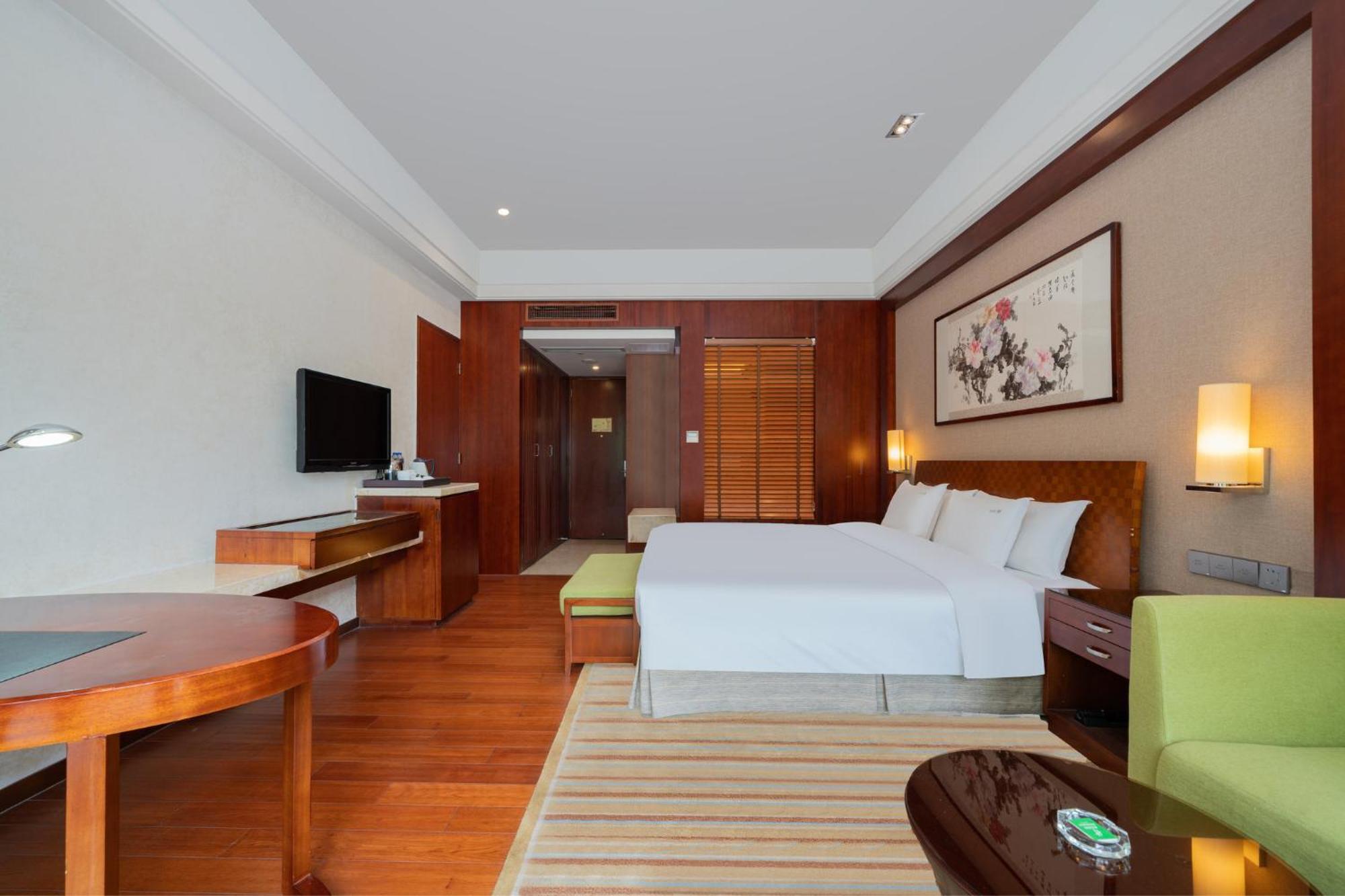 Holiday Inn Resort Chaohu Hot Spring By Ihg Hefei Esterno foto