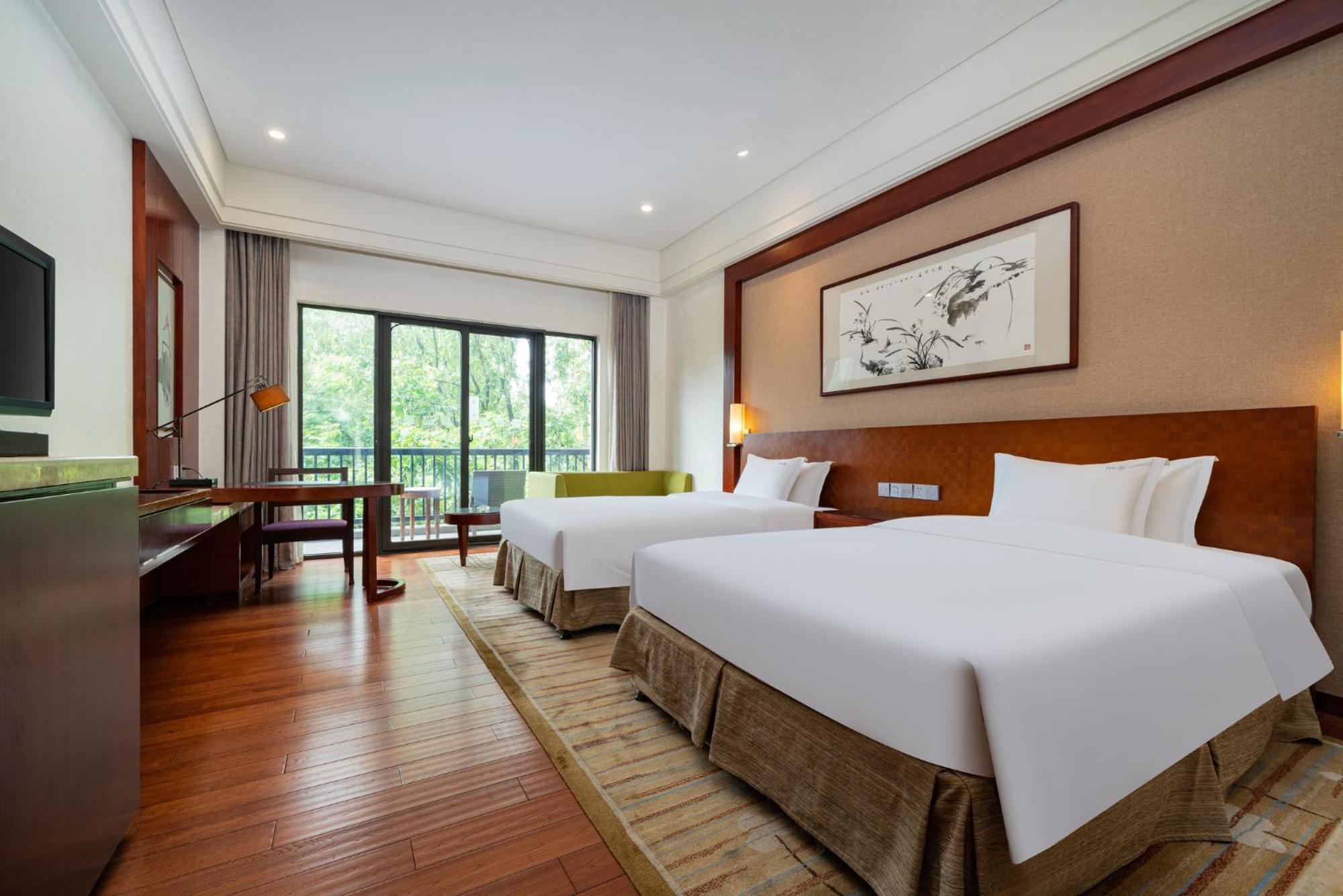 Holiday Inn Resort Chaohu Hot Spring By Ihg Hefei Esterno foto