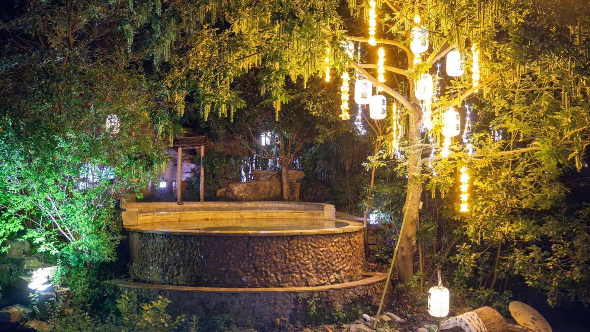 Holiday Inn Resort Chaohu Hot Spring By Ihg Hefei Esterno foto